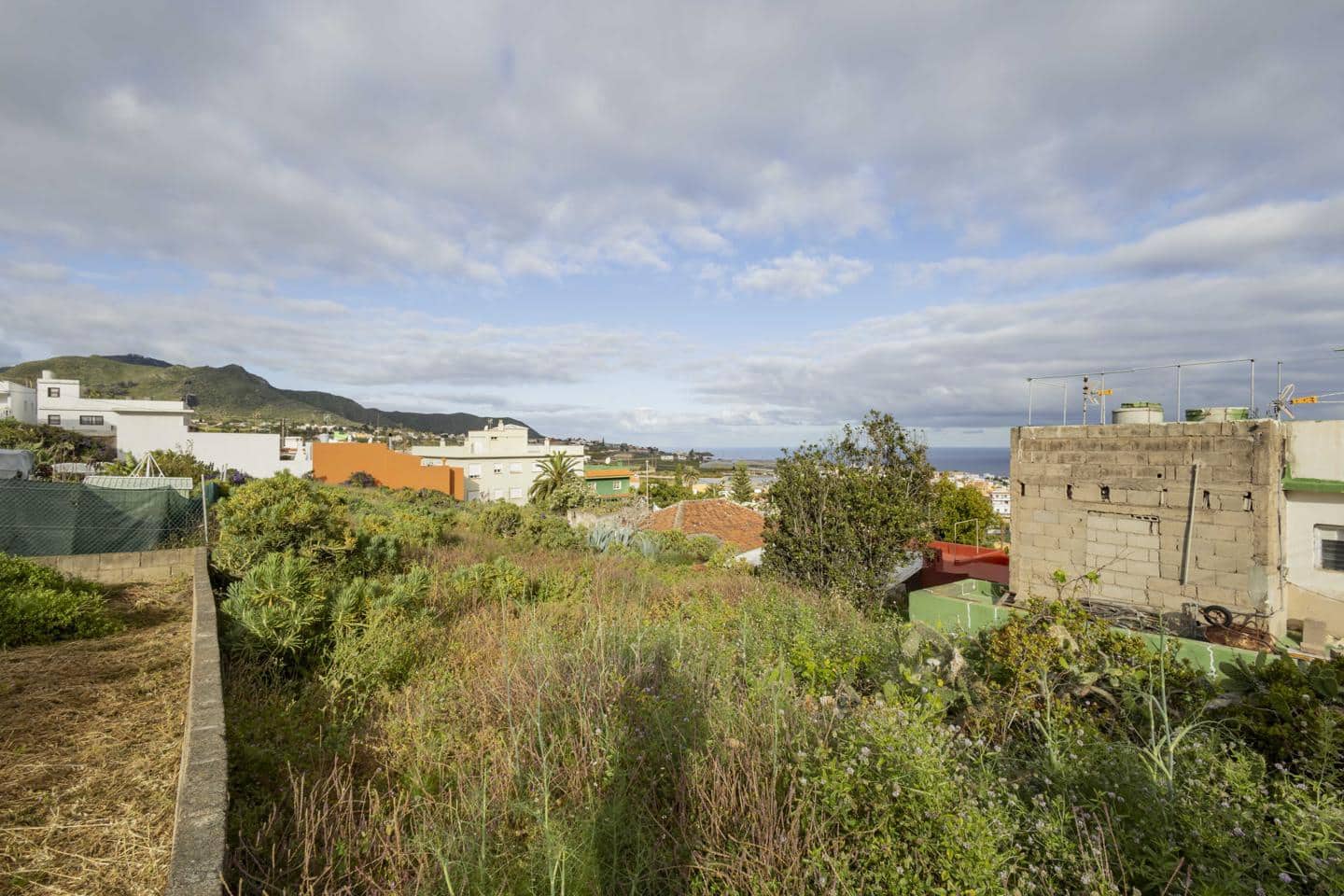 Grunde uden byggetilladelser til salg i San Cristobal de La Laguna - € 28.000 (Ref: 8973251)