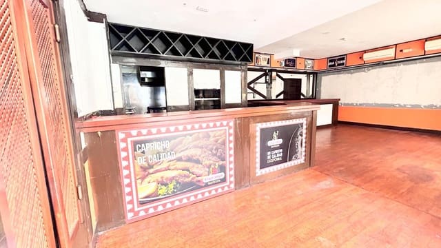 1 soveværelse Virksomhed til salg i San Cristóbal de La Laguna - € 145.000 (Ref: 8977400)