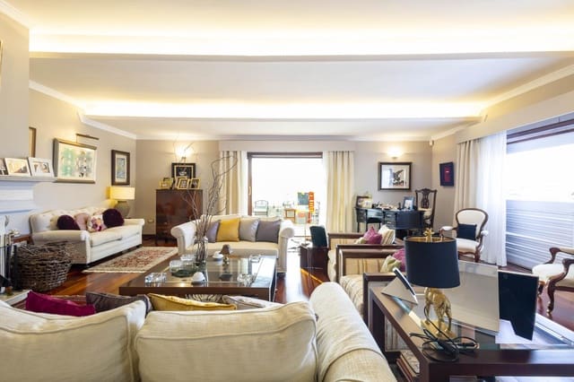 5 soveværelse Villa til salg i San Cristóbal de La Laguna - € 1.700.000 (Ref: 9025700)