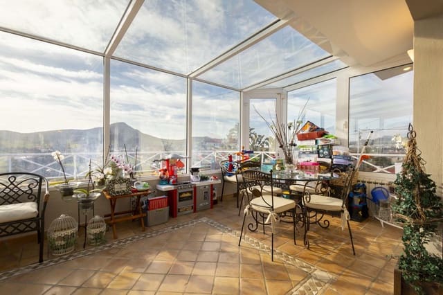 5 soveværelse Villa til salg i San Cristóbal de La Laguna - € 1.700.000 (Ref: 9025700)