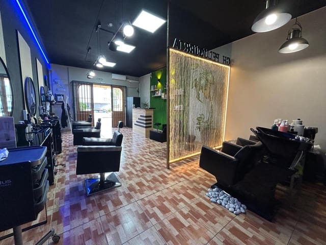 1 soveværelse Virksomhed til salg i Parque de la Reina, Arona - € 12.000 (Ref: 9041037)