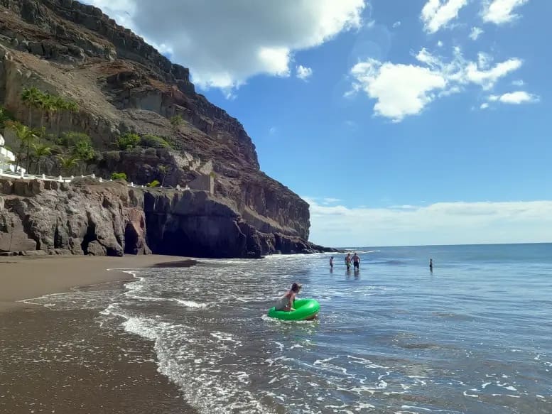 Grunde uden byggetilladelser til salg i Taurito - € 700.000 (Ref: 9041616)