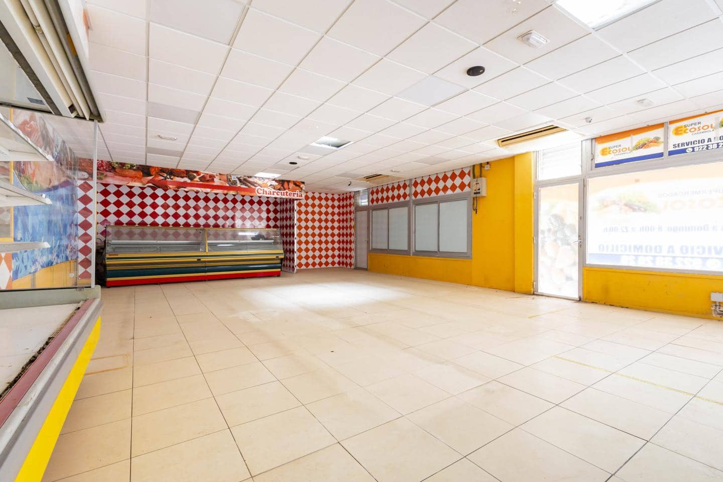 1 soveværelse Virksomhed til leje i Puerto de la Cruz - € 2.000 (Ref: 9058254)