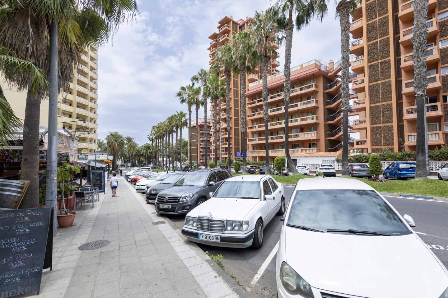 1 soveværelse Virksomhed til leje i Puerto de la Cruz - € 2.000 (Ref: 9058254)