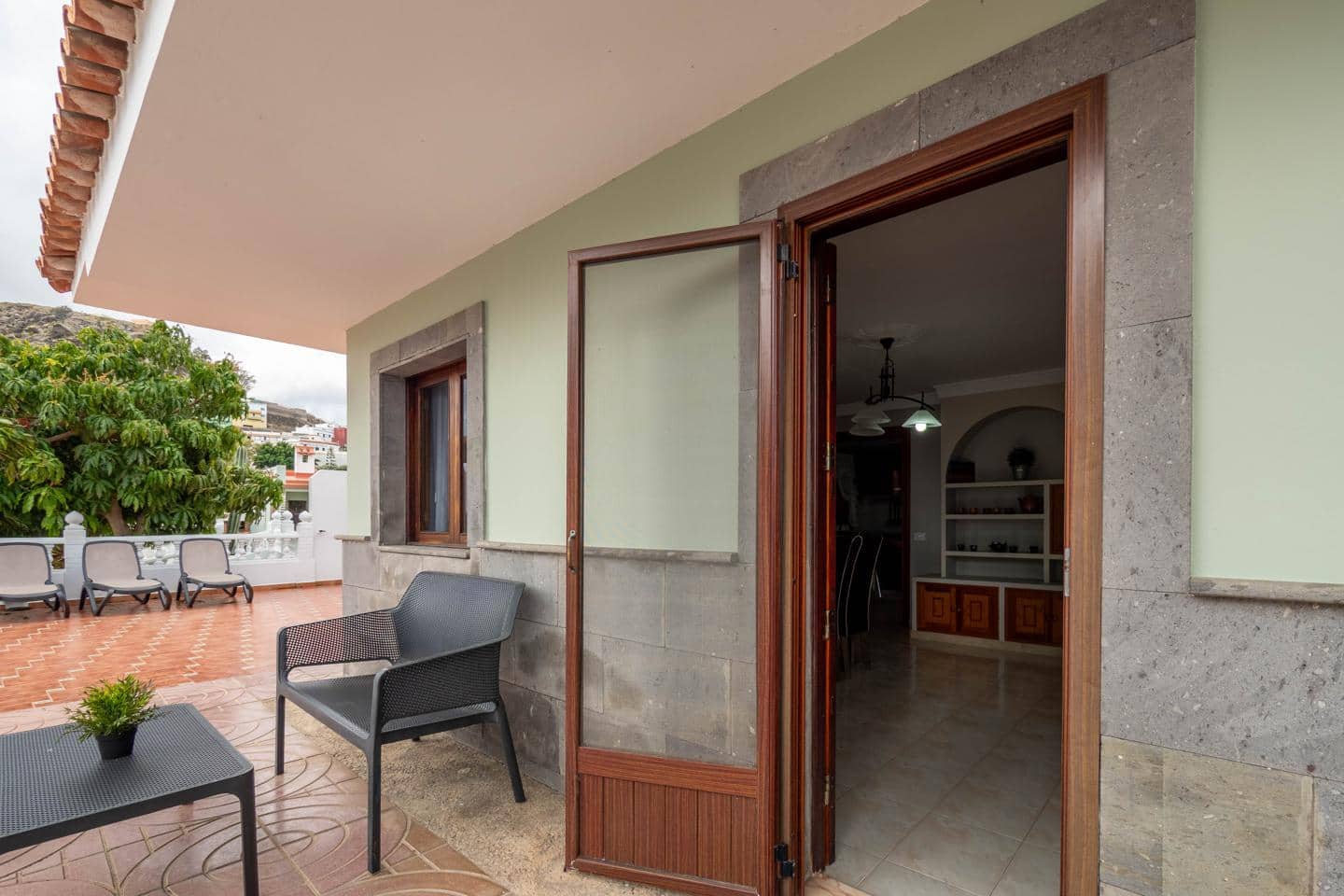 9 soveværelse Villa til salg i Moya - € 798.000 (Ref: 9066625)