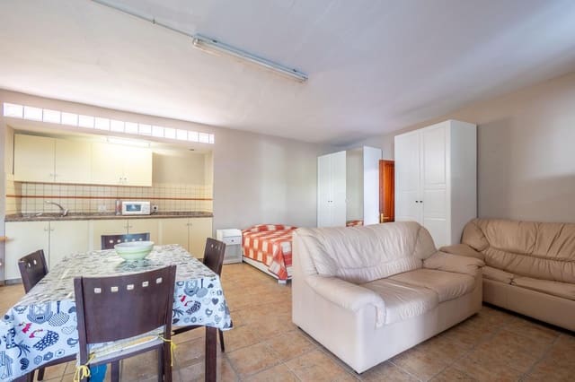 9 soveværelse Villa til salg i Moya - € 798.000 (Ref: 9066625)