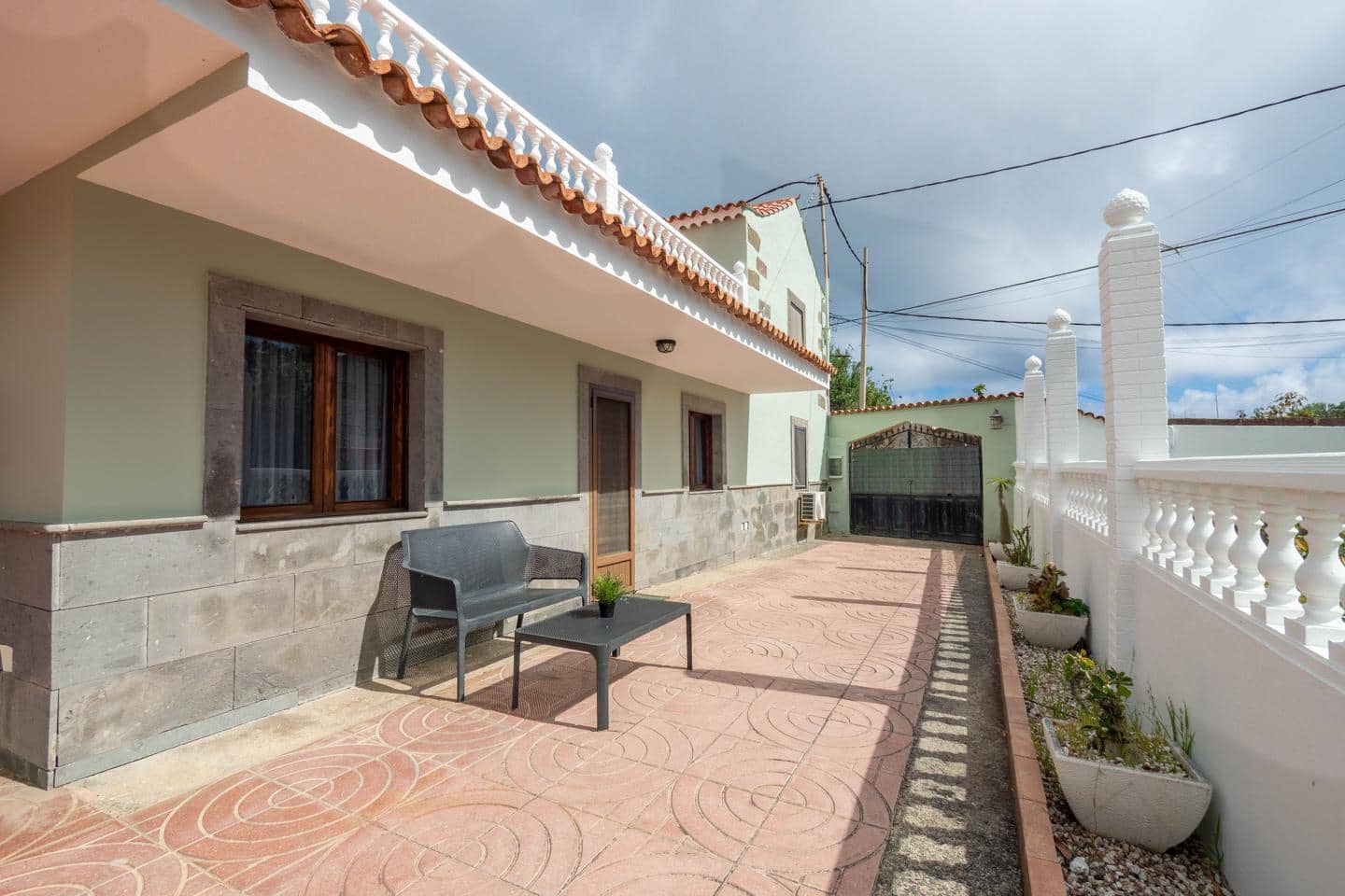 9 soveværelse Villa til salg i Moya - € 798.000 (Ref: 9066625)