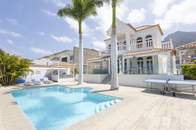 4 sypialnia Willa na sprzedaż w Playa de Fañabé Alto, Adeje - 2 100 000 € (Ref: 9076918)