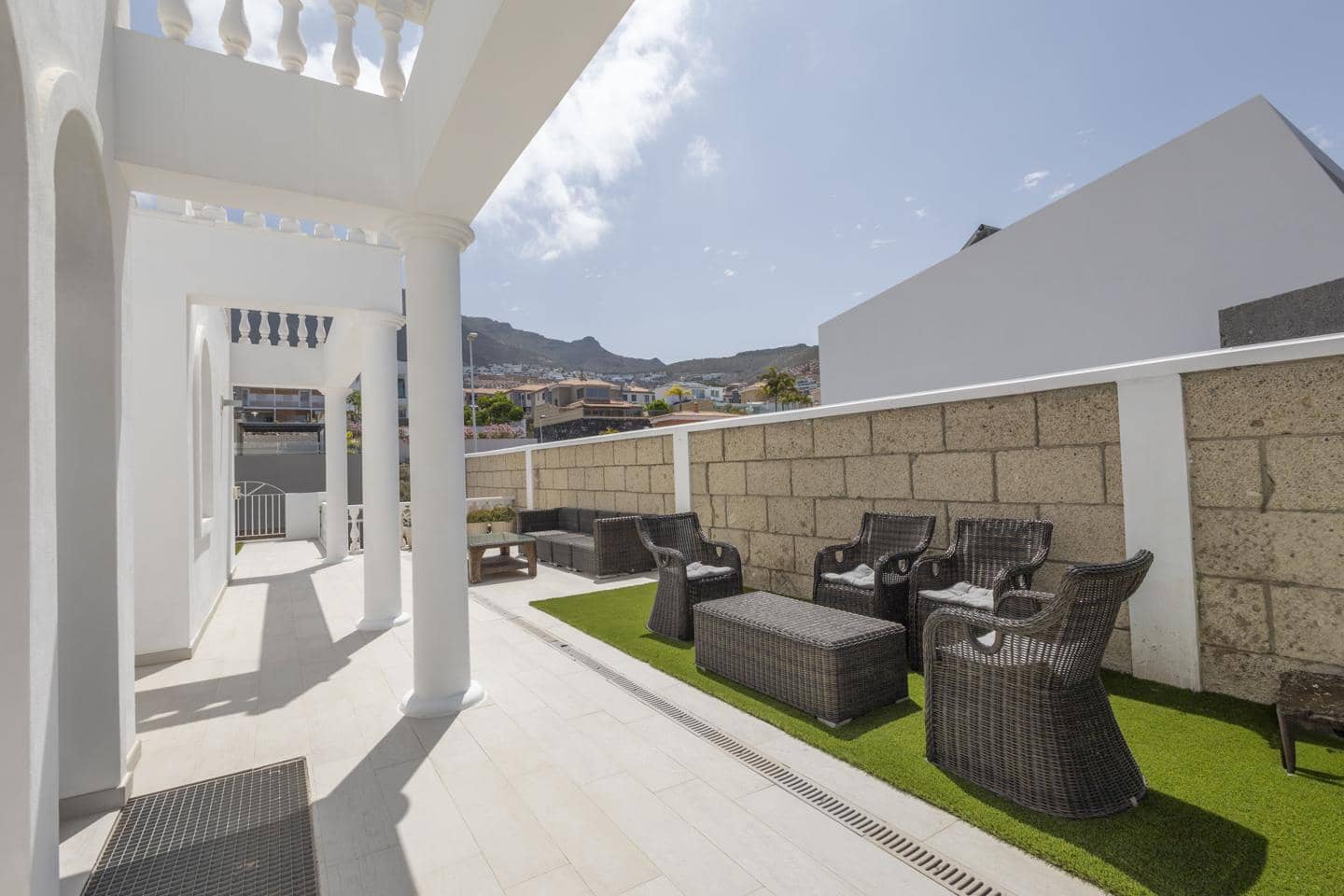 4 sovrum Villa till salu i Costa Adeje - 2 100 000 € (Ref: 9076918)