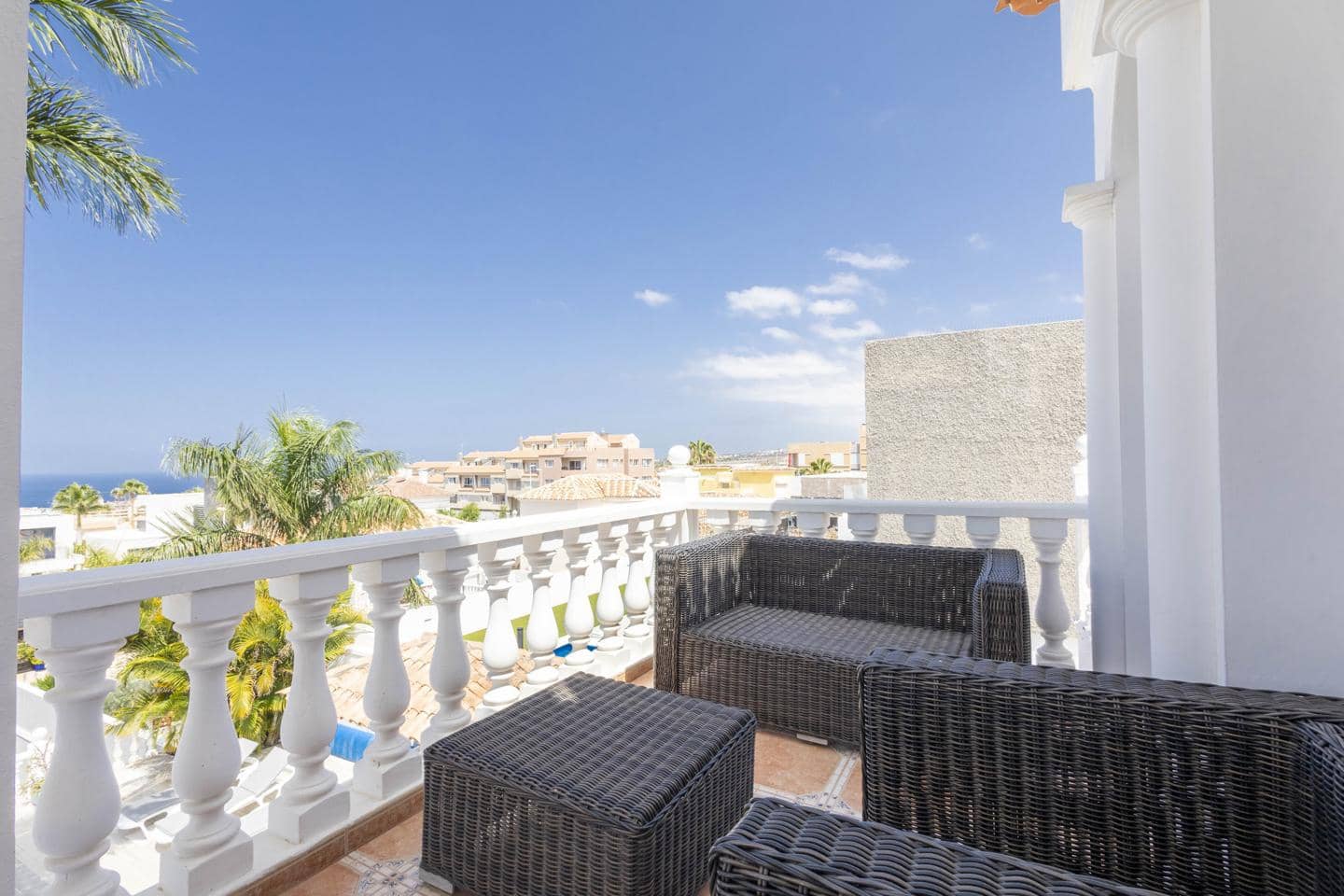 4 sovrum Villa till salu i Costa Adeje - 2 100 000 € (Ref: 9076918)