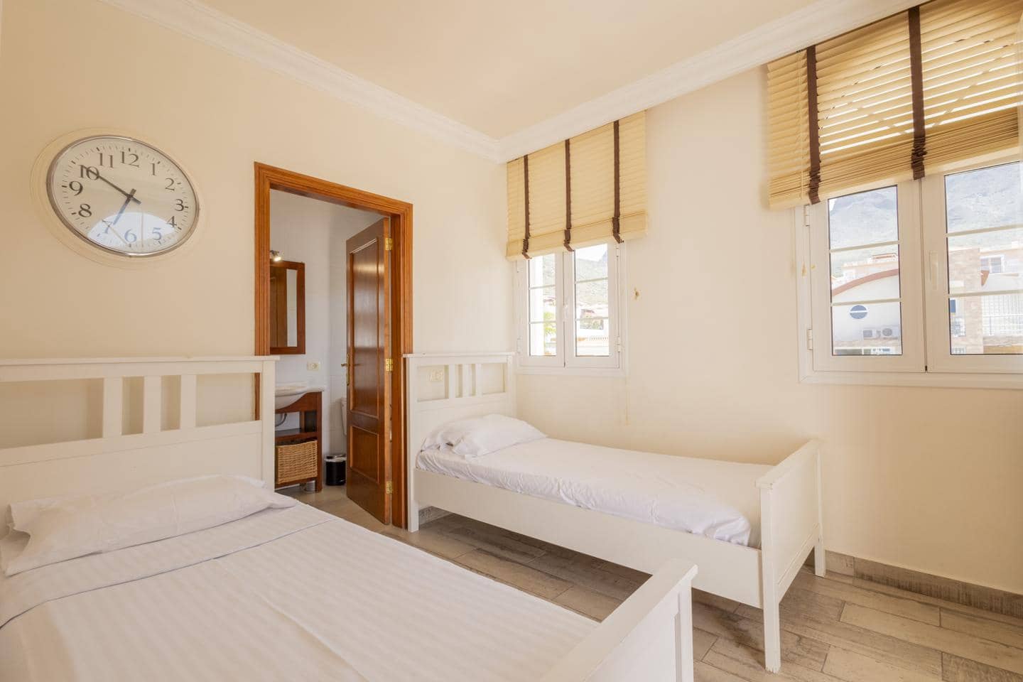 4 sovrum Villa till salu i Costa Adeje - 2 100 000 € (Ref: 9076918)