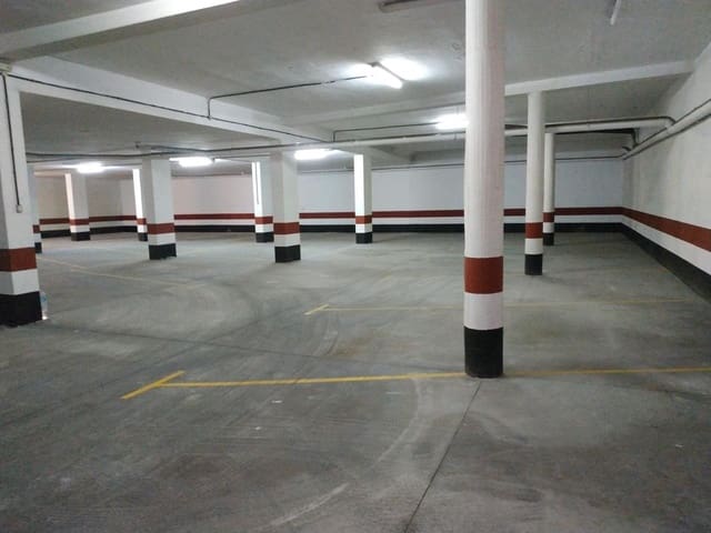 Garage till salu i San Cristóbal de La Laguna - 17 000 € (Ref: 9079727)