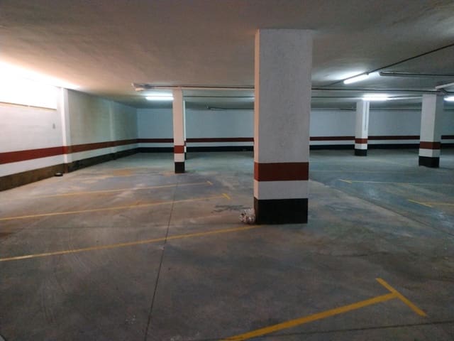 Garage à vendre à San Cristóbal de La Laguna - 20 000 € (Ref: 9079727)