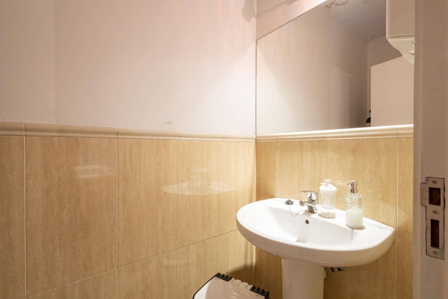 1 makuuhuone Yritys myytävänä paikassa Santa Cruz de Tenerife - 360 000 € (Ref: 9084395)