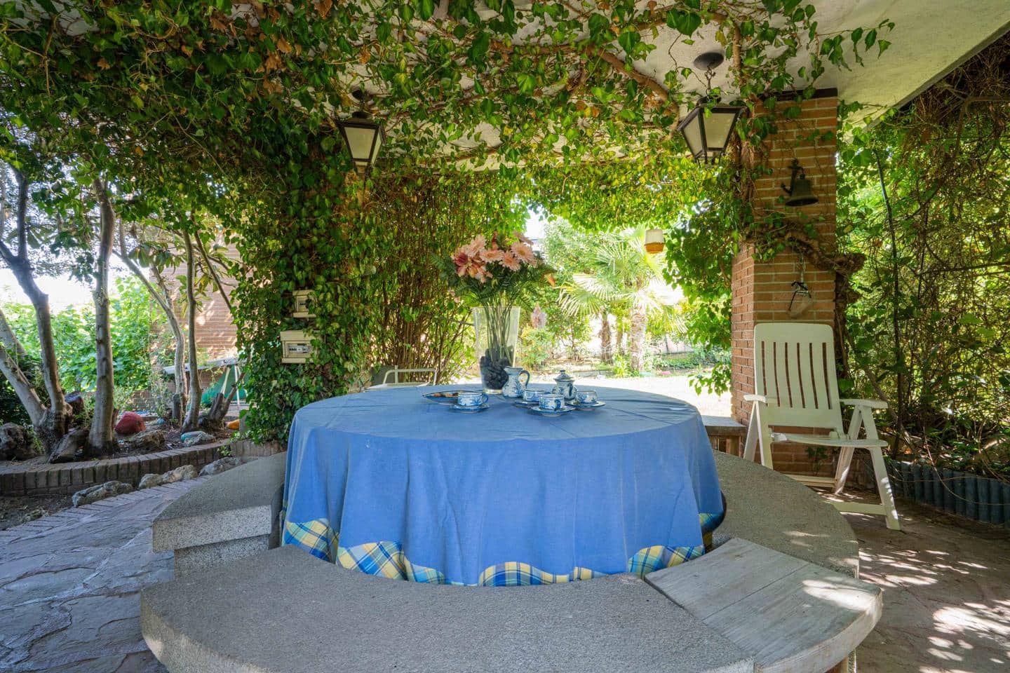 8 sypialnia Willa na sprzedaż w Boadilla del Monte z basenem - 1 250 000 € (Ref: 9121437)