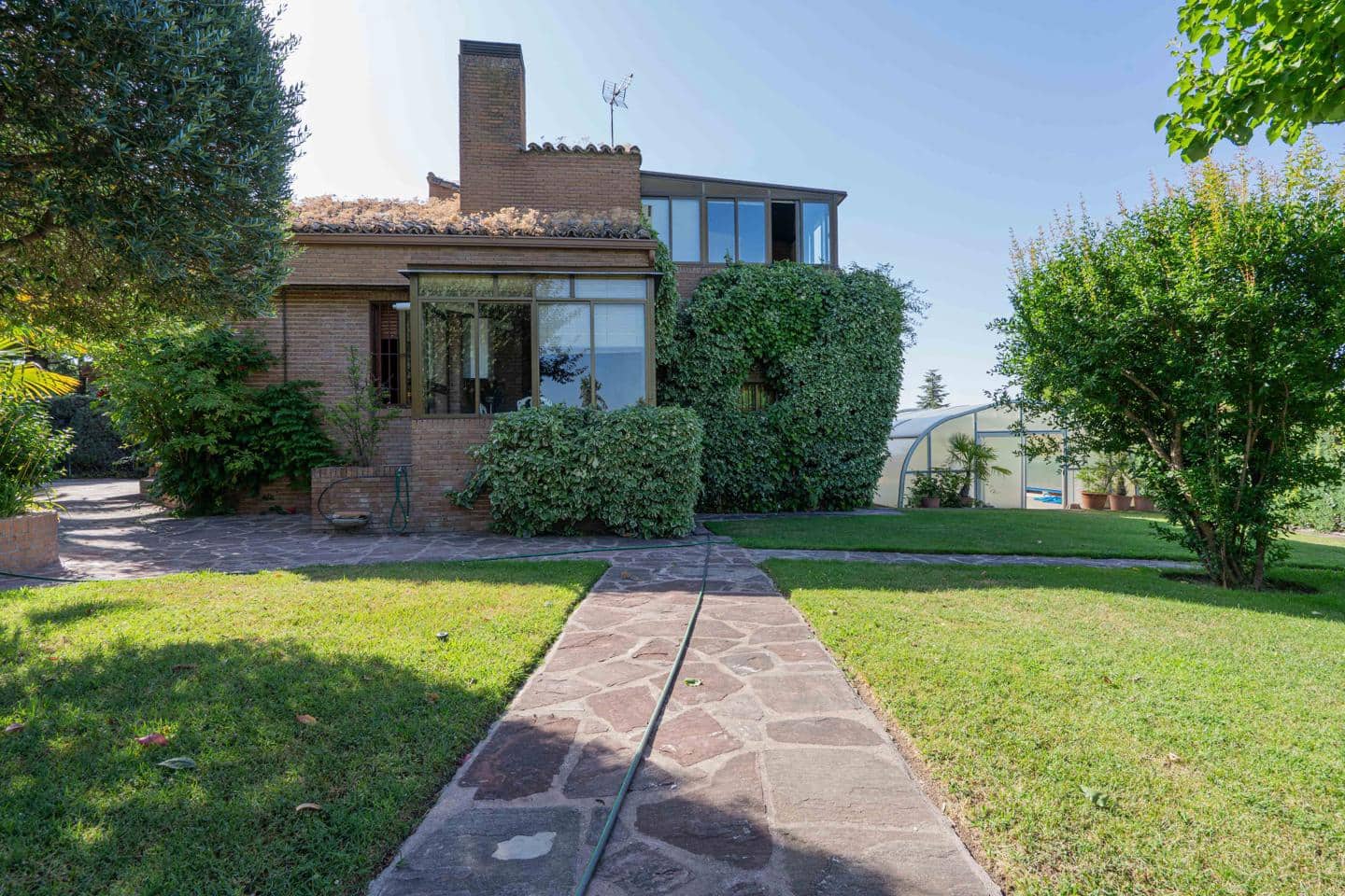 8 sypialnia Willa na sprzedaż w Boadilla del Monte z basenem - 1 250 000 € (Ref: 9121437)