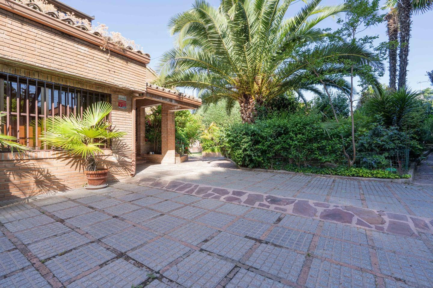 8 sypialnia Willa na sprzedaż w Boadilla del Monte z basenem - 1 250 000 € (Ref: 9121437)