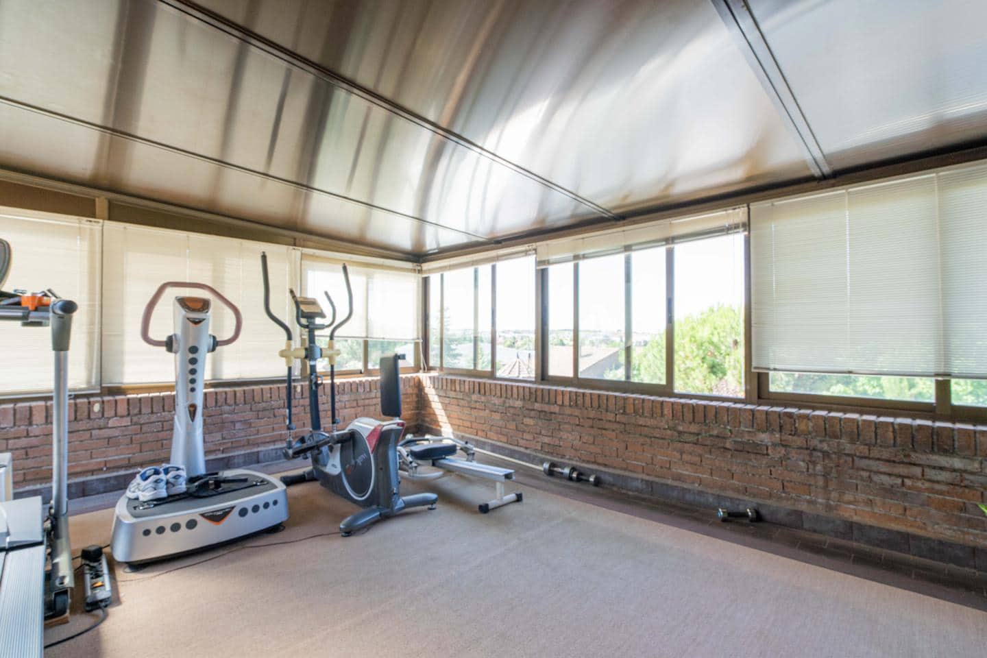 8 sypialnia Willa na sprzedaż w Boadilla del Monte z basenem - 1 250 000 € (Ref: 9121437)