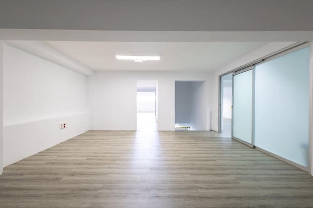 1 soveværelse Virksomhed til leje i La Salud, Santa Cruz de Tenerife - € 860 (Ref: 9126321)