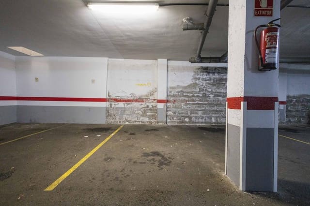 Garage til salg i Casco Urbano, Adeje - € 11.200 (Ref: 9142398)