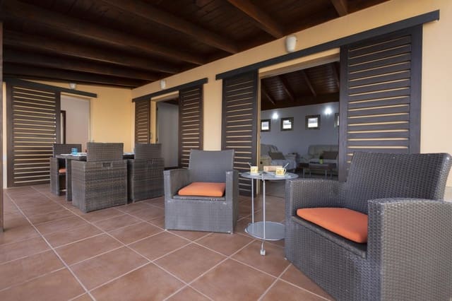 3 quarto Moradia para venda em Tacoronte com piscina - 695 000 € (Ref: 9144040)