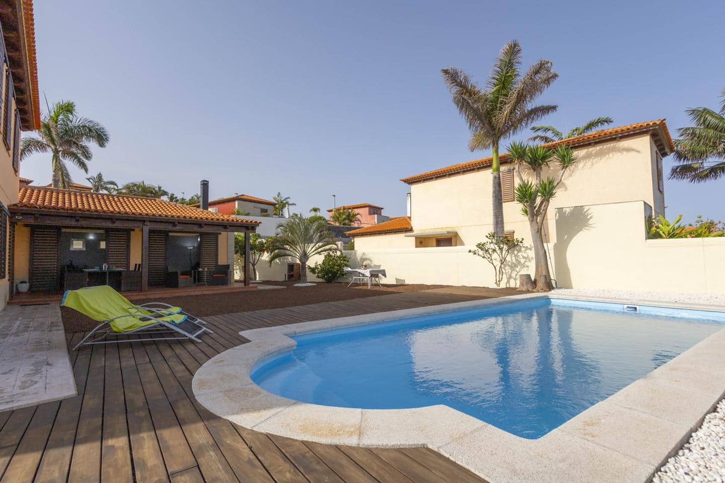 3 slaapkamer Villa te koop in Tacoronte met zwembad - € 695.000 (Ref: 9144040)