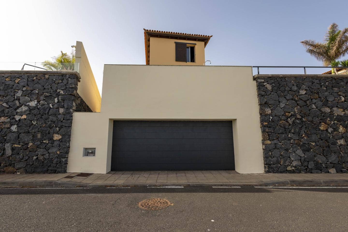 3 slaapkamer Villa te koop in Tacoronte met zwembad - € 695.000 (Ref: 9144040)