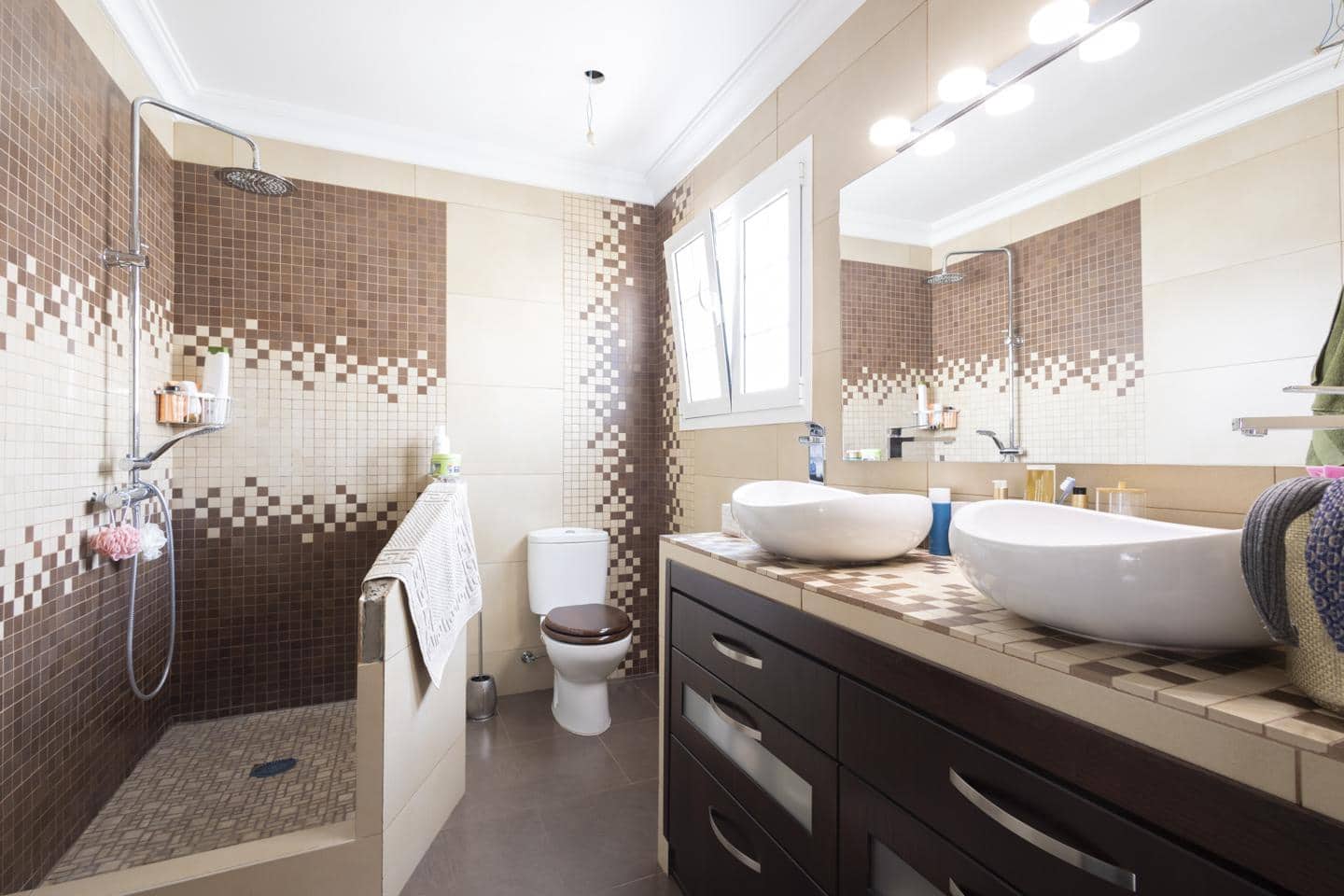 4 soveværelse Villa til salg i Candelaria med swimmingpool - € 849.000 (Ref: 9175548)