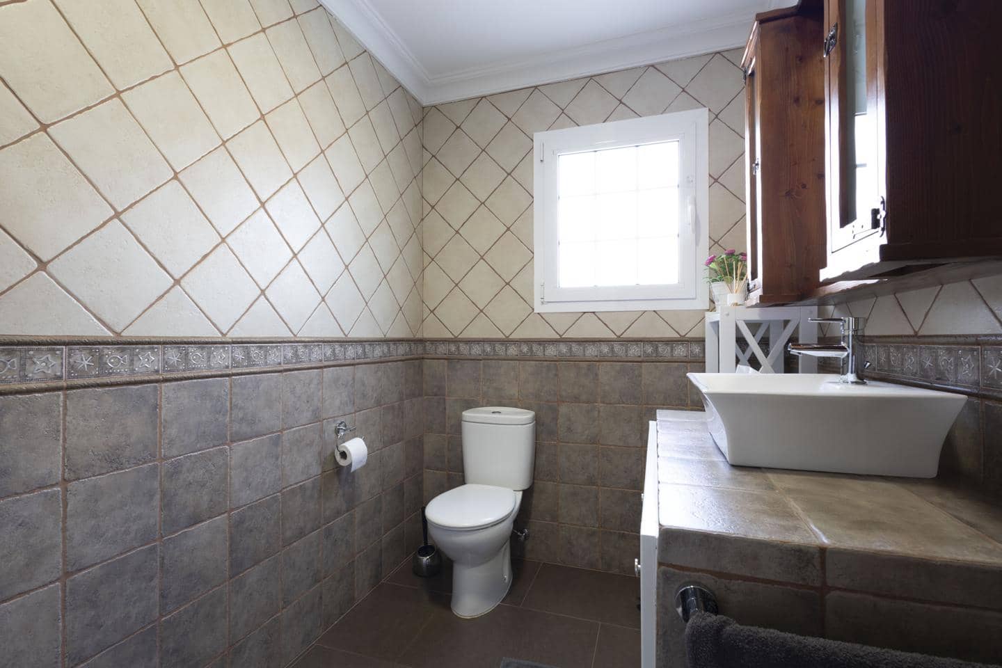 4 soveværelse Villa til salg i Candelaria med swimmingpool - € 849.000 (Ref: 9175548)