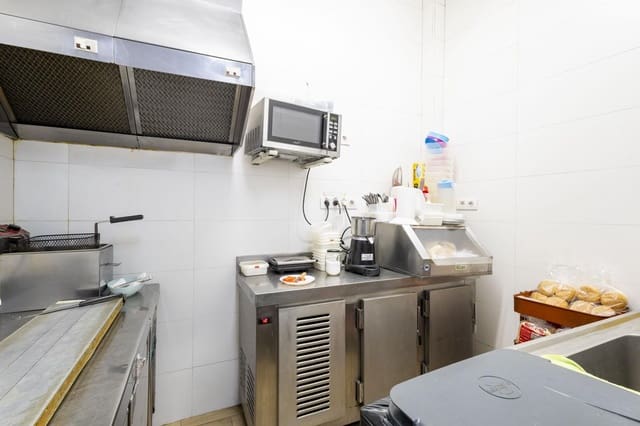 1 Zimmer Firma/Unternehmen zu vermieten in Toscal, Santa Cruz de Tenerife - 700 € (Ref: 9187769)