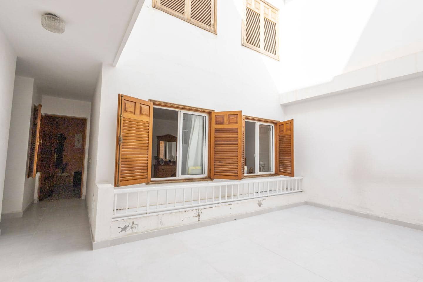 Piso de 2 habitaciones en Playa San Juan en venta - 260.000 € (Ref: 9192813)