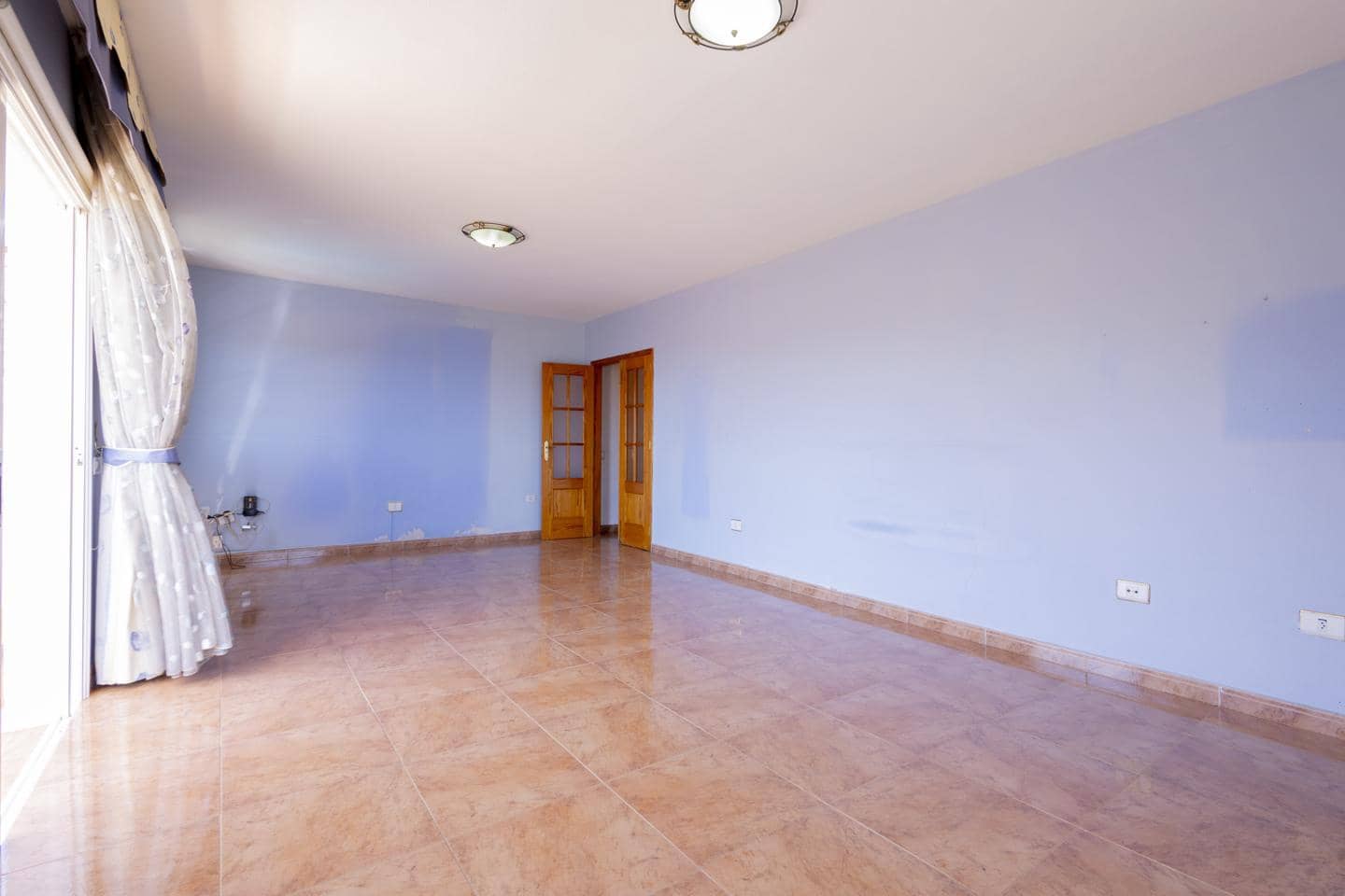 4 Zimmer Villa zu verkaufen in Candelaria mit Pool - 680.000 € (Ref: 9197142)