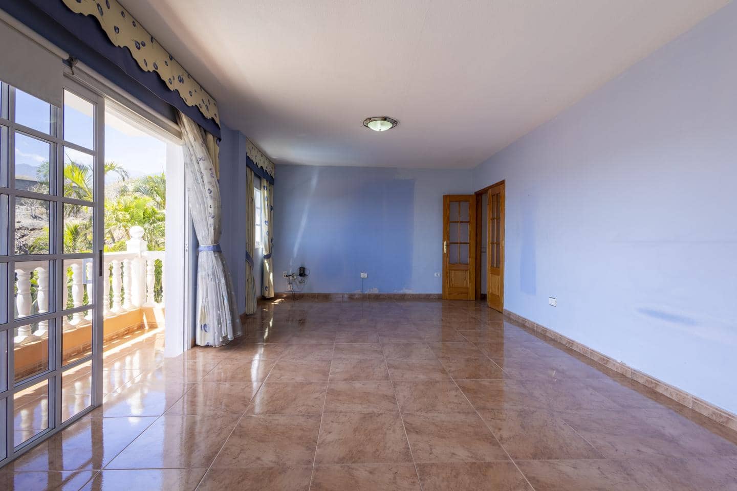 4 Zimmer Villa zu verkaufen in Candelaria mit Pool - 680.000 € (Ref: 9197142)