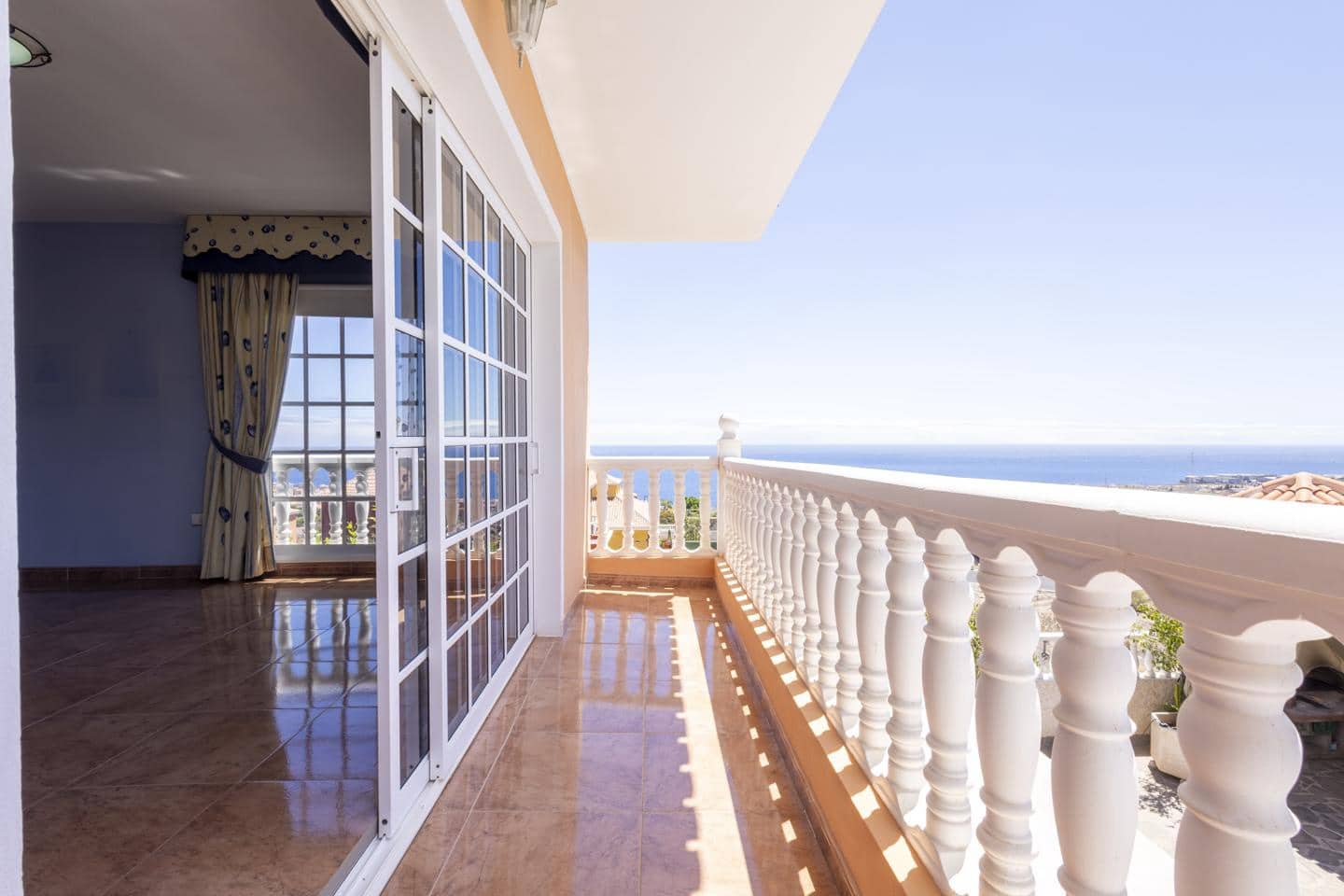 4 Zimmer Villa zu verkaufen in Candelaria mit Pool - 680.000 € (Ref: 9197142)