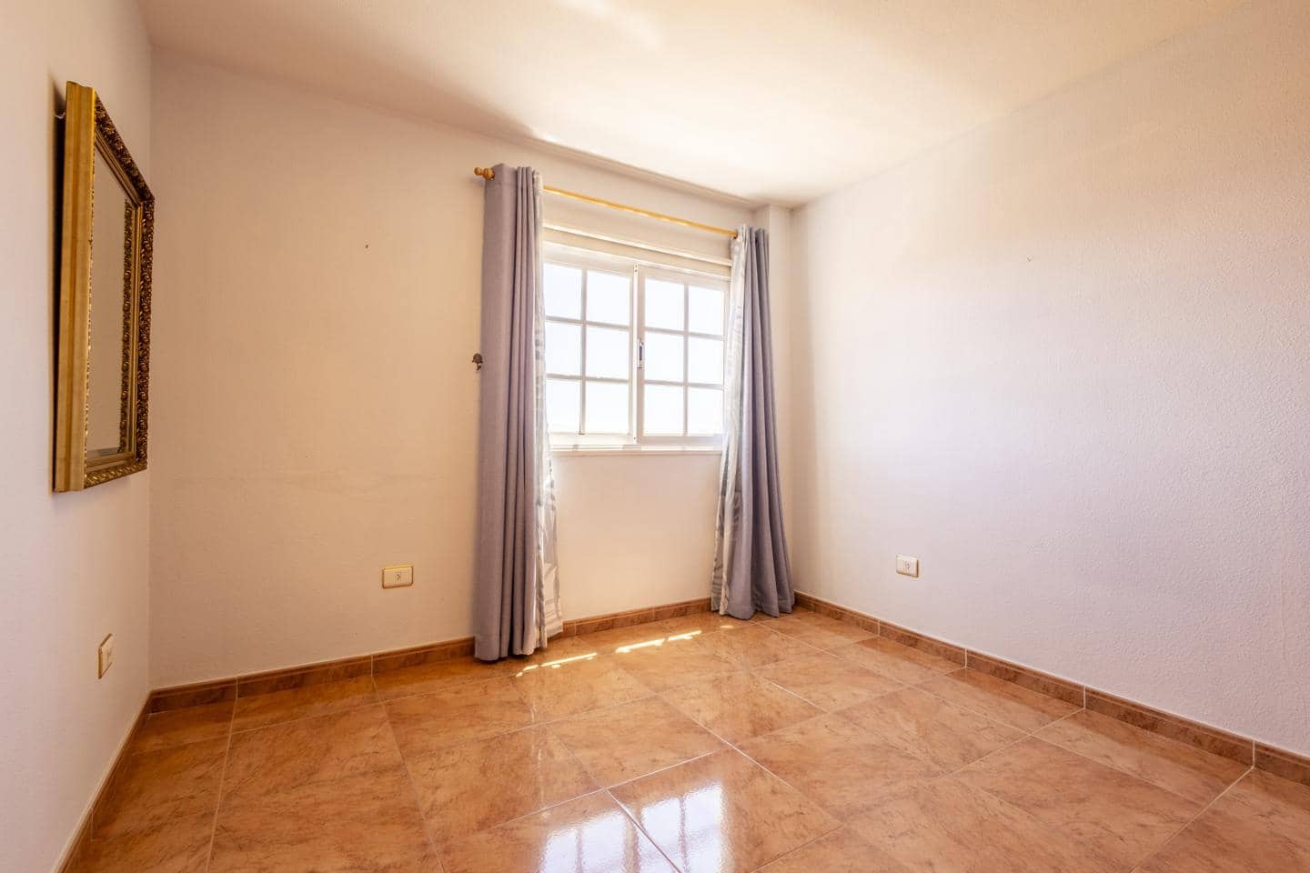 4 Zimmer Villa zu verkaufen in Candelaria mit Pool - 680.000 € (Ref: 9197142)