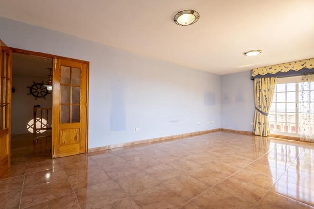 4 soveværelse Villa til salg i Candelaria med swimmingpool - € 680.000 (Ref: 9197142)