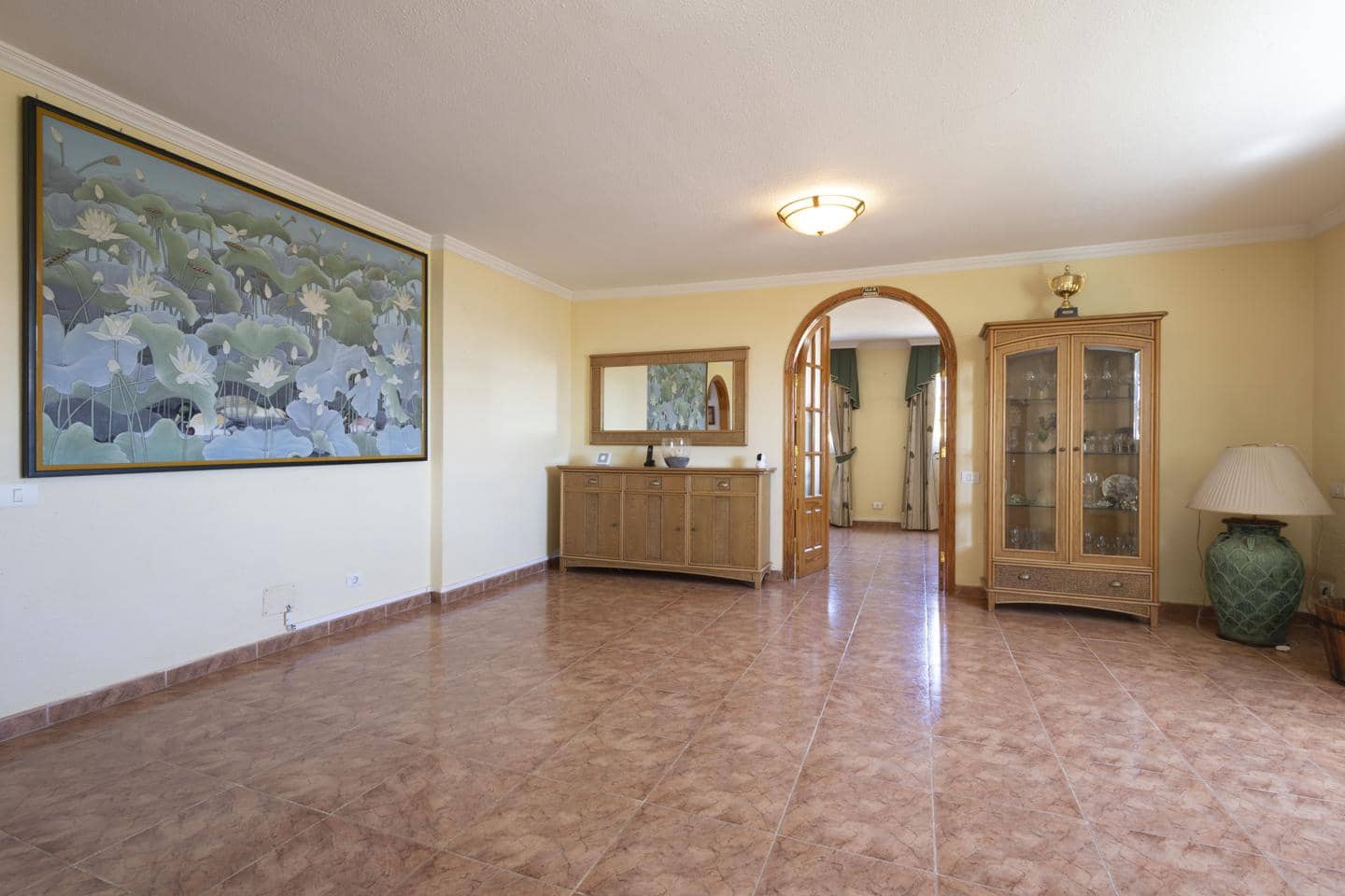 4 Zimmer Villa zu verkaufen in Candelaria mit Pool - 680.000 € (Ref: 9197142)