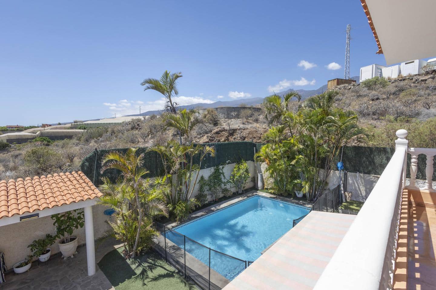 4 Zimmer Villa zu verkaufen in Candelaria mit Pool - 680.000 € (Ref: 9197142)