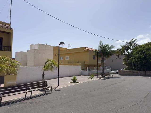 Terre non Aménagée à vendre à San Isidro de Abona, Granadilla de Abona - 129 950 € (Ref: 9231333)