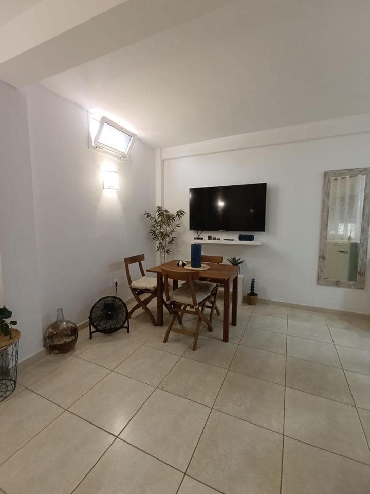 1 soveværelse Lejlighed til leje i Puerto de la Cruz - € 850 (Ref: 9235304)
