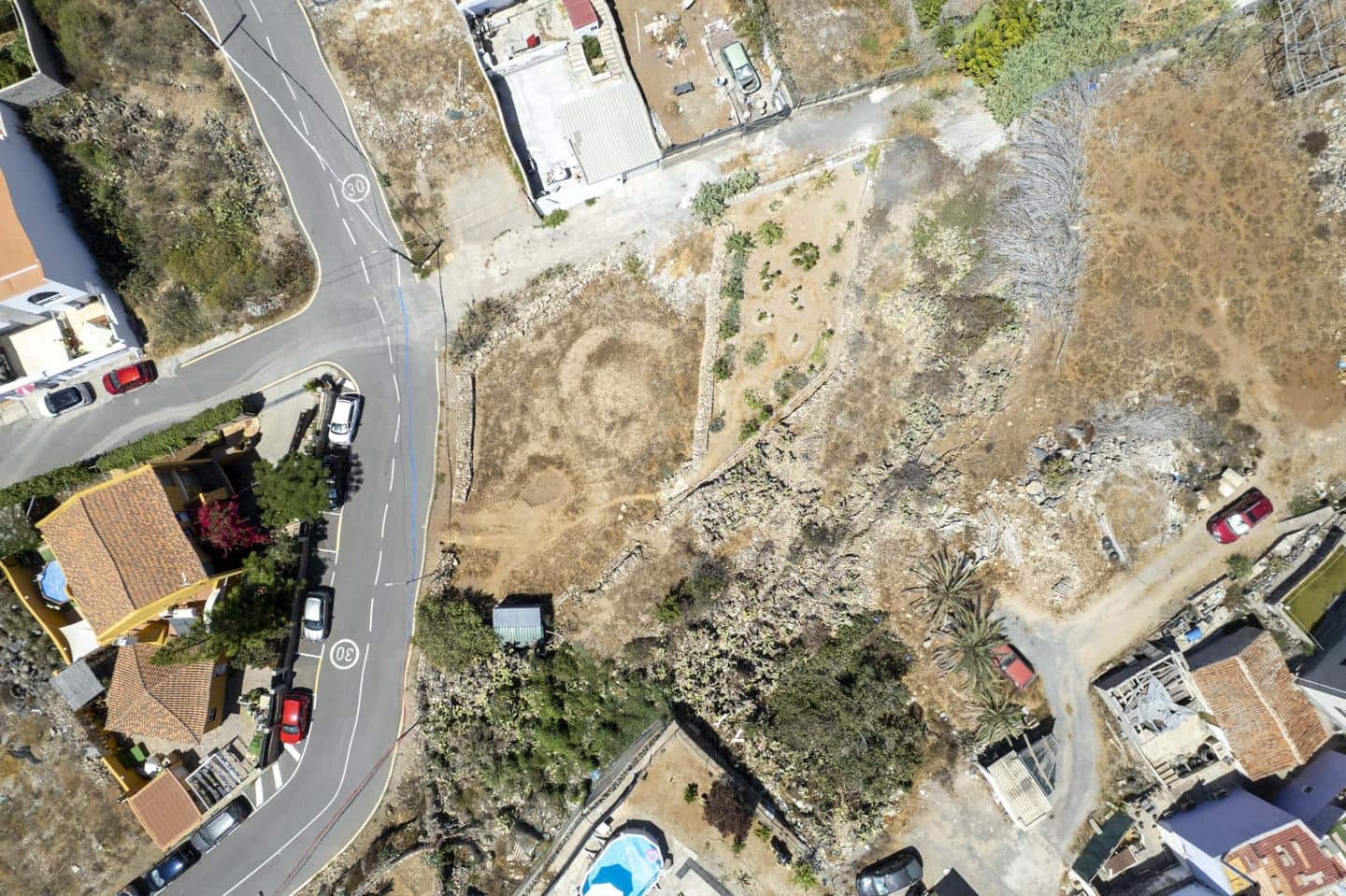 Ubebygd land til salgs i Guia de Isora - € 139 500 (Ref: 9237925)