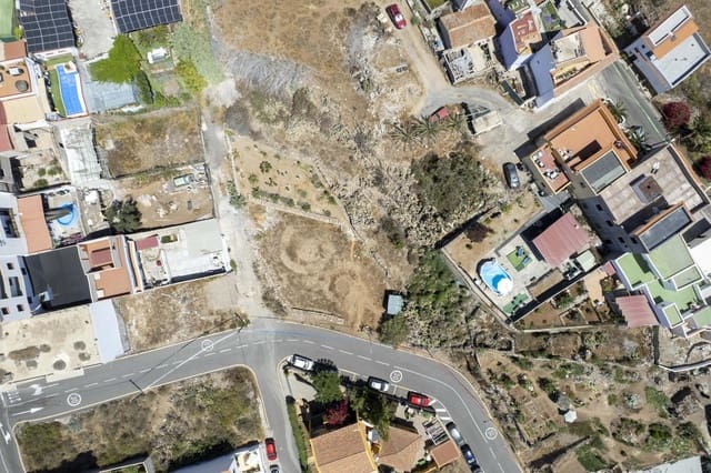 Grunde uden byggetilladelser til salg i Guía de Isora - € 139.500 (Ref: 9237925)