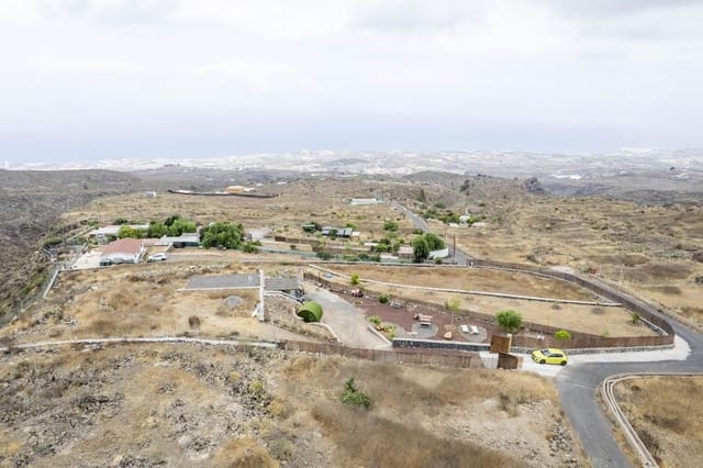 Teren niezagospodarowany na sprzedaż w Tijoco Alto, Adeje - 699 900 € (Ref: 9245440)