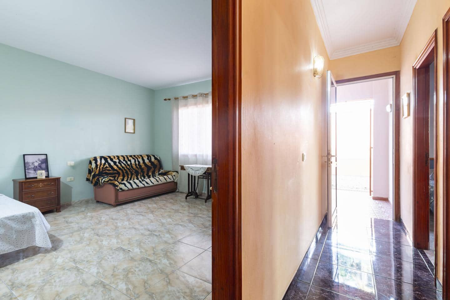 6 sypialnia Willa na sprzedaż w Los Realejos - 633 000 € (Ref: 9255878)