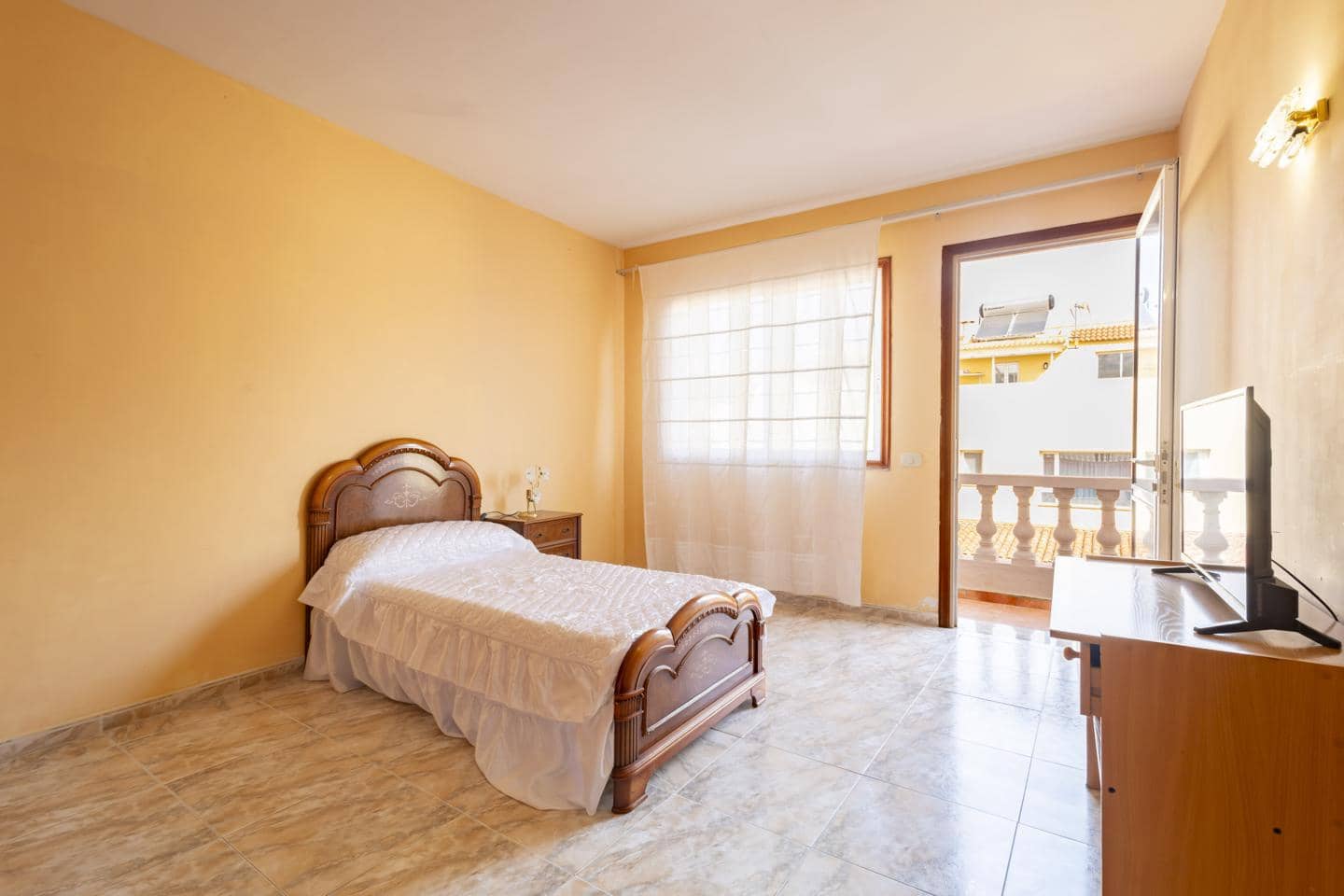 6 sypialnia Willa na sprzedaż w Los Realejos - 633 000 € (Ref: 9255878)