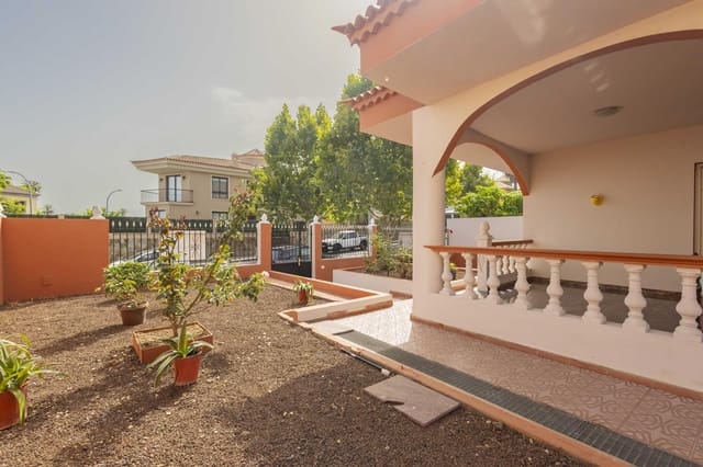 6 slaapkamer Villa te koop in Los Realejos - € 633.000 (Ref: 9255878)