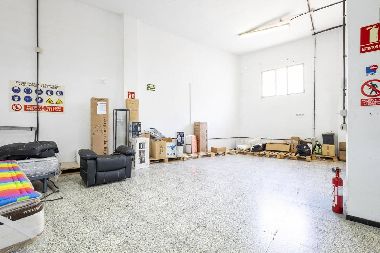 1 bedroom Business for sale in San Cristobal de La Laguna - € 290,000 (Ref: 9256312)