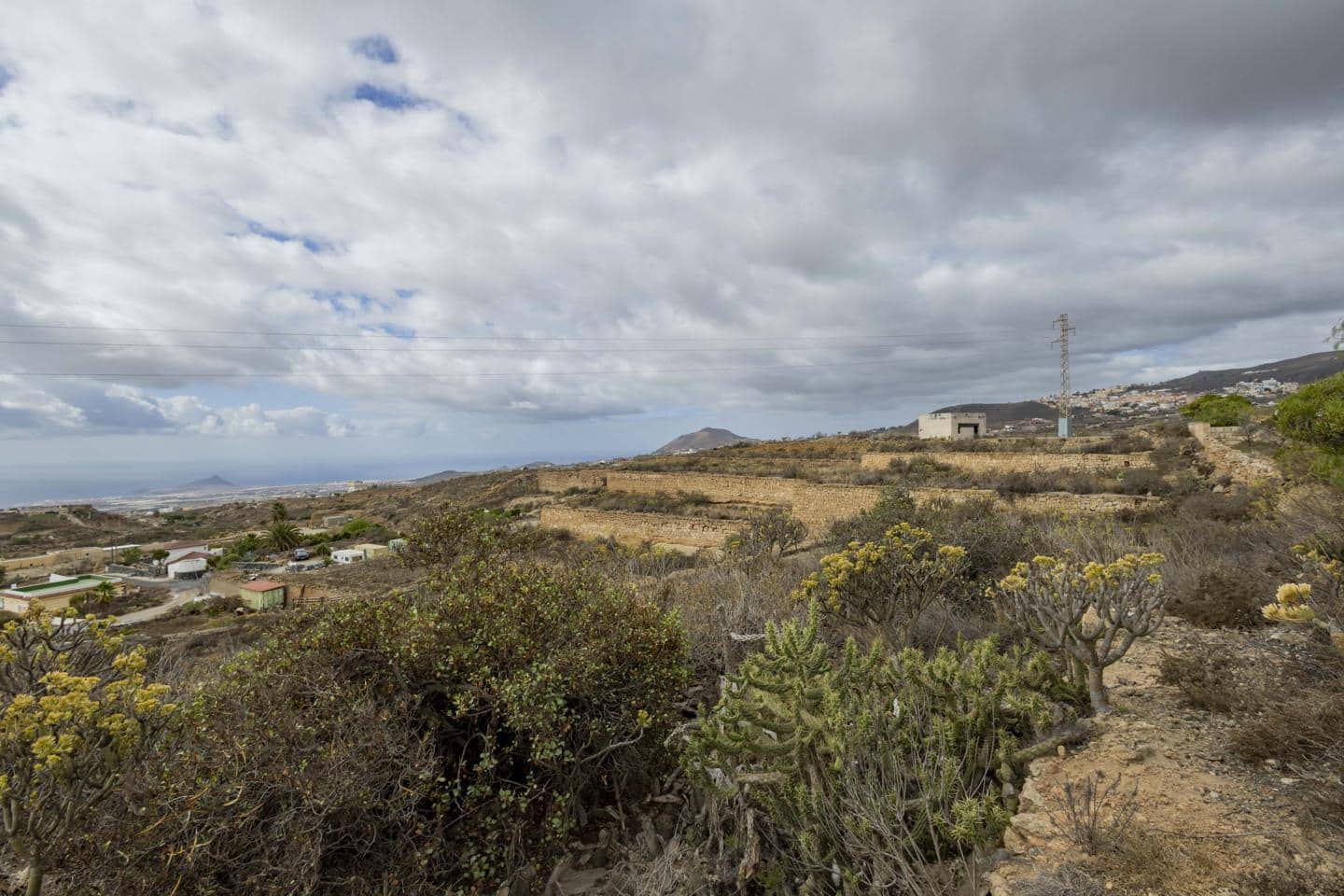 Grunde uden byggetilladelser til salg i Granadilla de Abona - € 189.000 (Ref: 9289396)