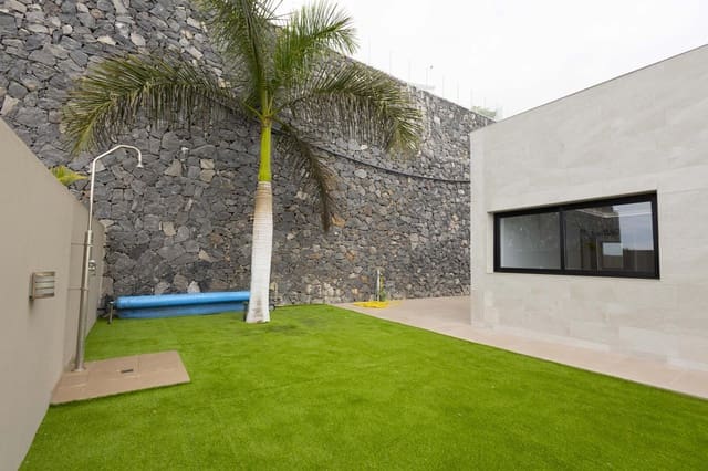 4 soveværelse Villa til salg i La Caldera, Adeje - € 1.450.000 (Ref: 9319570)