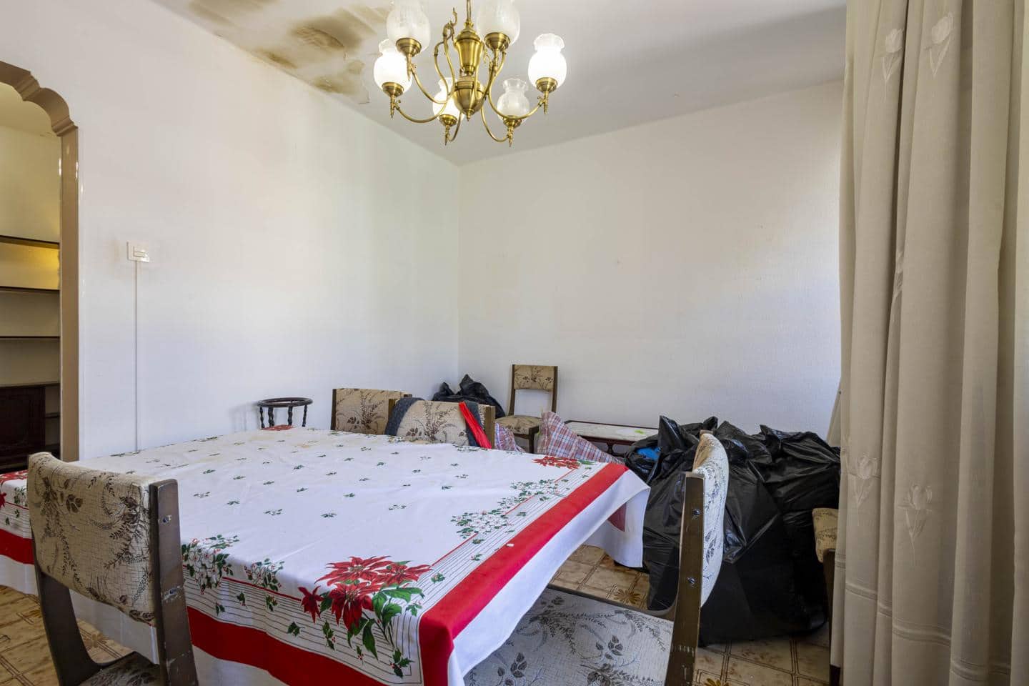 3 soveværelse Lejlighed til salg i Santa Cruz de Tenerife - € 150.000 (Ref: 9319726)